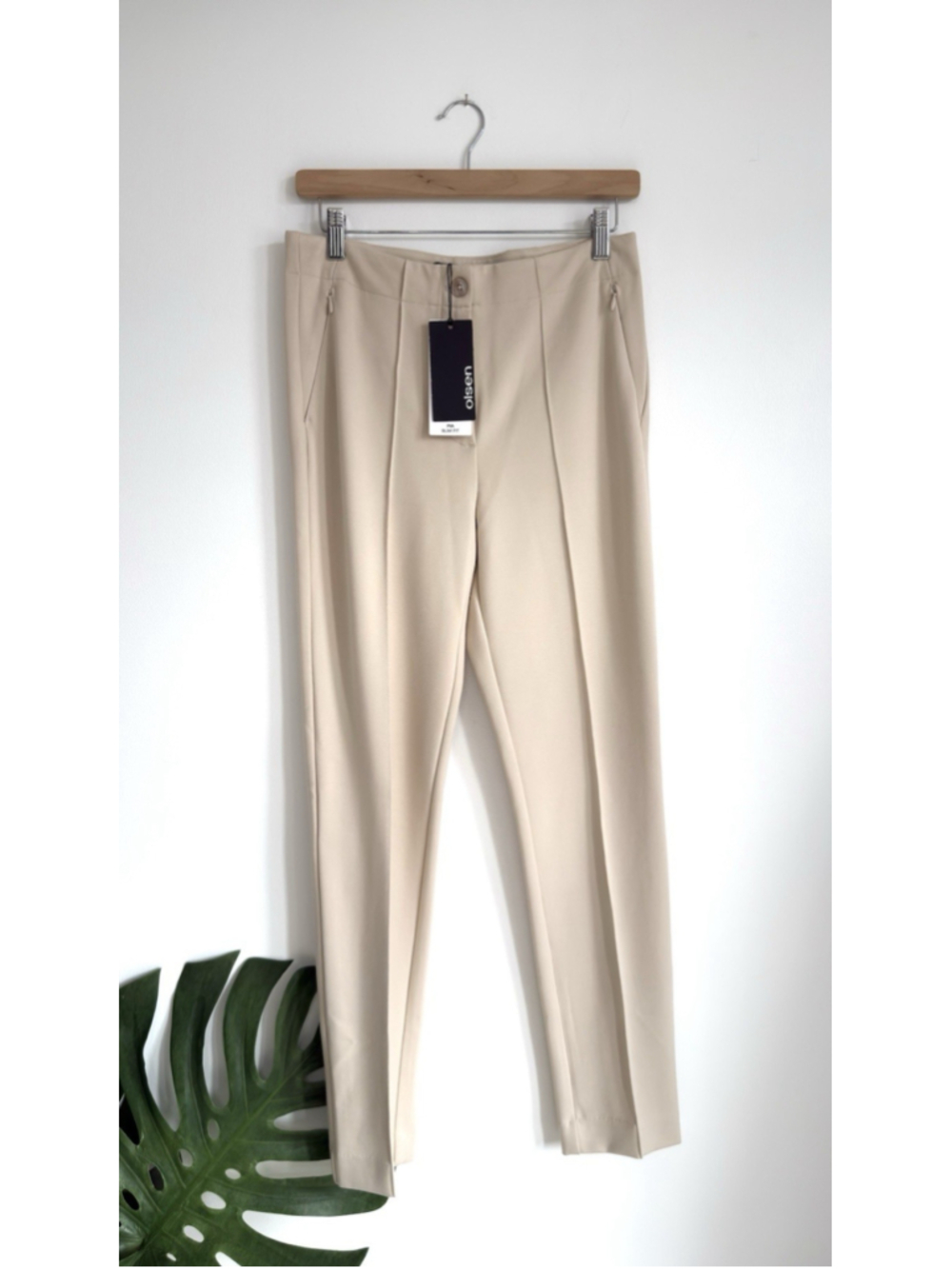 Olsen Pia Slim Fit Pants Womens 6 Cream Beige NWT Dress Trousers